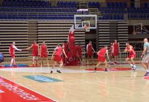 Саша Обрадовић, тренери и кадети Црвене звезде на тренерској клиници УКТС