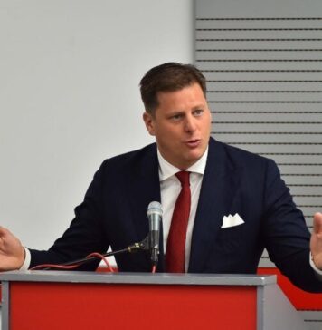 Стојан Вујко: Честитке мачеваоцима и боксерима Црвене звезде на европским титулама