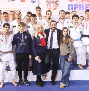 Црвена звезда 2 вицешампион Прве лиге Србије