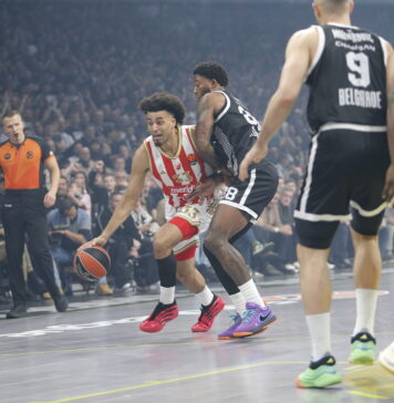 Црвена звезда Меридианбет поражена у дербију