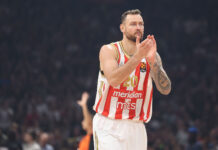 Донатас Мотиејунас остаје црвено-бели!