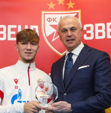 Костову уручено признање за најлепши гол