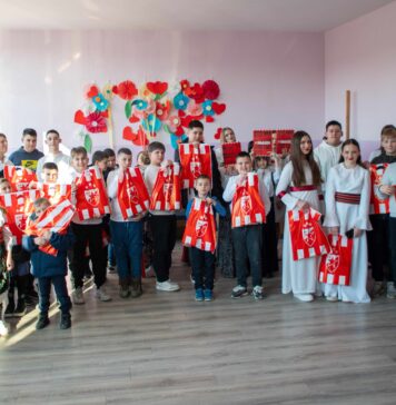 Звезда на Савиндан донирала књиге истуреном одељењу из Горњих Ратаја